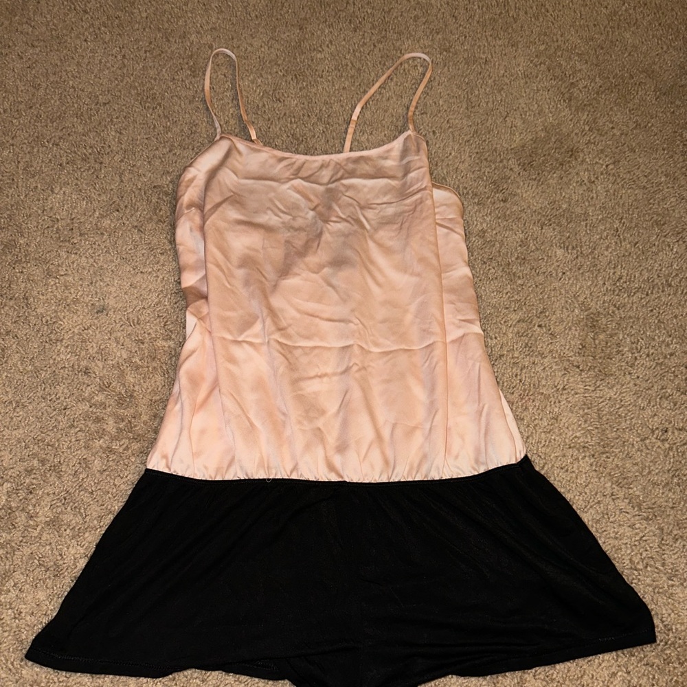 Victorias Secret PJs Sleeveless Shorts Romper Size Medium